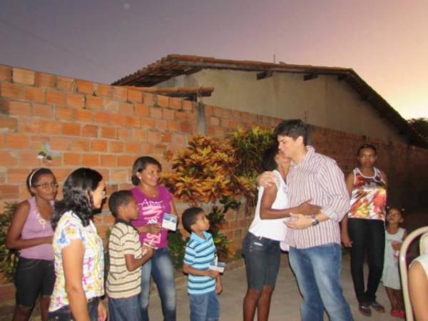 En&eacute;as Maia participa dos festejos de Nossa Senhora do Carmo.(Imagem:Jaquelina Nascimento)