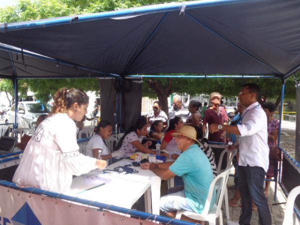 OAB de Floriano realiza a&ccedil;&atilde;o em homenagem ao m&ecirc;s do consumidor.(Imagem:FlorianoNews)