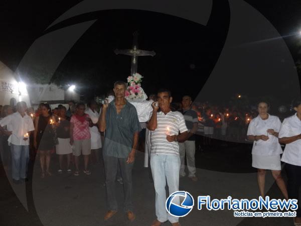 Prociss&atilde;o e missa encerram festejos de Santa Cruz em Floriano.(Imagem:FlorianoNews)