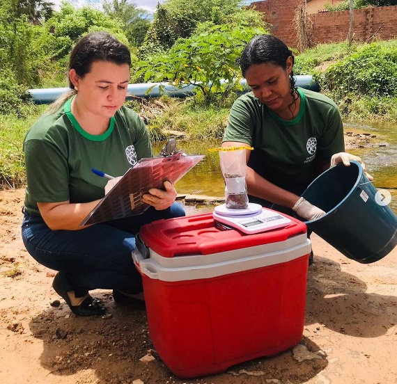 SEMAN realiza coleta de amostras de solo para análise ambiental especializada