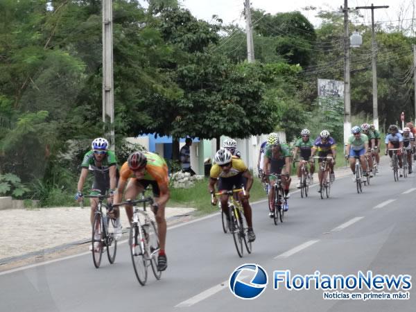 Realizada 1ª Corrida Ciclística da Associação Desportiva Corredores do Sertão em Floriano.(Imagem:FlorianoNews)
