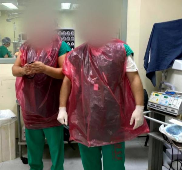 Médicos e enfermeiros reclamam da falta de equipamentos de proteção no RJ; 130 profissionais estão a
