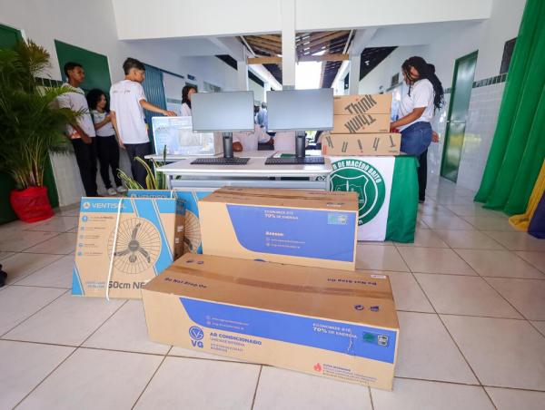Caravana Acelera Seduc anuncia obras e entrega equipamentos em escolas da região norte do Piauí(Imagem:Divulgação)