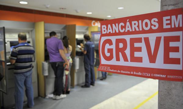 Greve dos bancários completa 29 dias e segue por tempo indeterminado