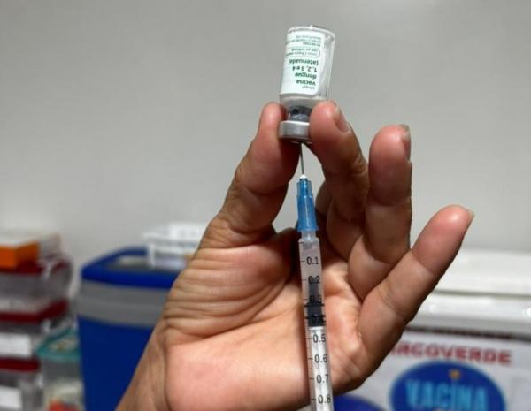 Prefeitura de Floriano dá início à Vacinação Contra a Dengue para crianças e adolescentes