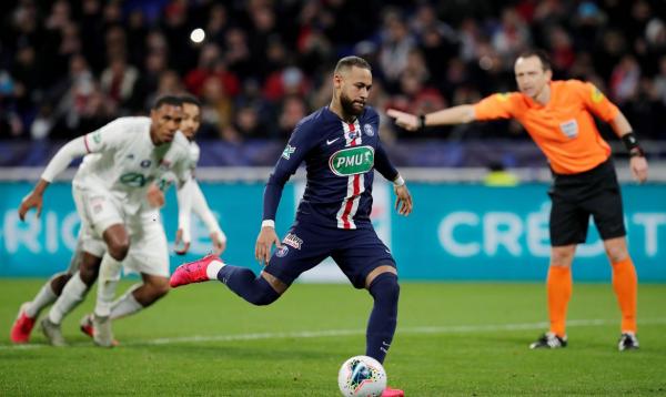 Futebol na França volta no dia 24 de julho com PSG em campo