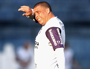No centenário, Ronaldo completa 100 dias sem jogar e luta contra drama