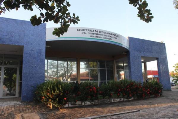 Colombiano de 19 anos morre em colisão entre moto e carro na Zona Leste de Teresina