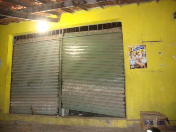 comercio arrombado(Imagem:reda&ccedil;&atilde;o)
