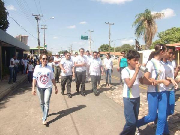 Prefeito Gilberto Junior participa do encerramento da Semana do Trânsito.(Imagem:Marcelo Roxo)