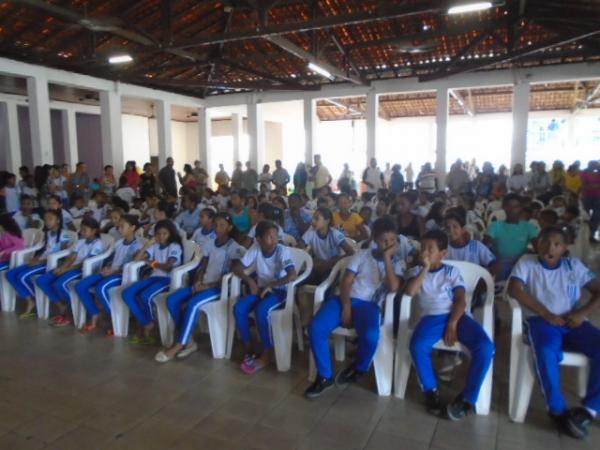 A&ccedil;&atilde;o C&iacute;vico Social oferece servi&ccedil;os gratuitos a popula&ccedil;&atilde;o de Floriano.(Imagem:FlorianoNews)