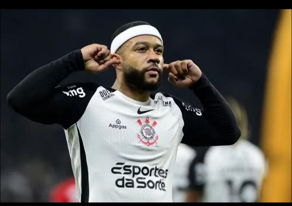 Corinthians é notificado por agente que diz ter oferecido Memphis Depay; clube nega participação