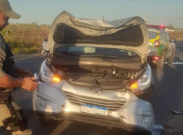 Jovem de 21 anos morre após colidir moto contra automóvel, em Luís Correia, no litoral do Piauí