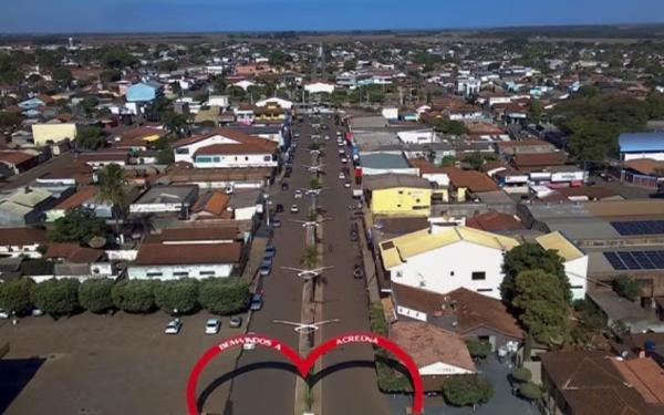 Prefeitura abre processo seletivo com salário de até R$ 8 mil em Goiás