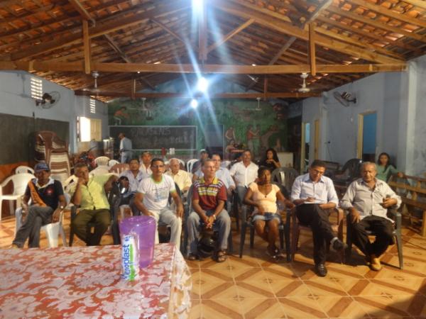 Prefeitura e Banco do Nordeste discutem linha de cr&eacute;dito para setor rural na 44&ordf; Feira Agropecu&aacute;ria.(Imagem:FlorianoNews)