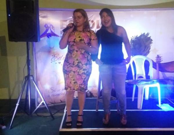 Escola Pequeno Pr&iacute;ncipe celebra Dia das M&atilde;es com m&uacute;sica ao vivo.(Imagem:EPP)