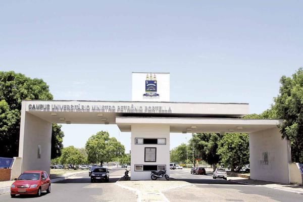 UFPI continuará entrega de chips com internet para alunos em janeiro