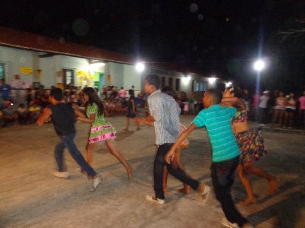 Alunos da Unidade Integrada Domingos Machado comemoram o Dia do Folclore