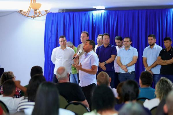 ?O povo n&atilde;o aceita mais 25 anos do mesmo grupo pol&iacute;tico?, diz Joel em reuni&atilde;o na zona Sul de Teresina(Imagem:Ascom)
