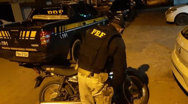 PRF recupera no Piauí motocicleta roubada há 13 anos no Ceará
