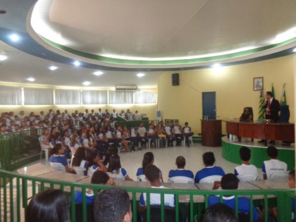 Osvaldo da Costa e Silva promove palestra sobre valores