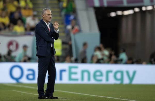 Tite usa 73% do elenco e vai rodar Seleção com cenário ideal para última rodada