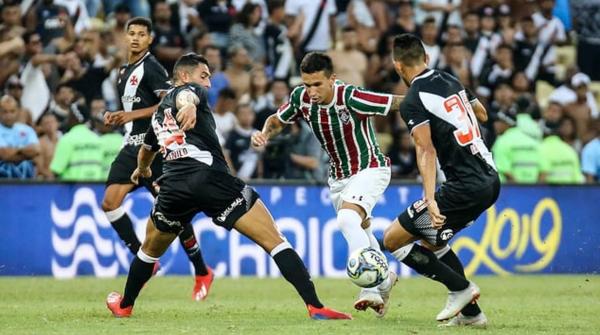 Problema contra Vasco, Fluminense sofreu 60% dos últimos gols em bolas alçadas na área