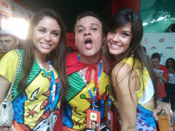 Ex-BBBs se reúnem para curtir carnaval em Recife