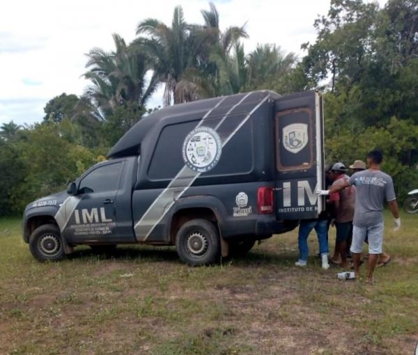 Homem morre eletrocutado e fica preso em poste na Zona Sul de Teresina