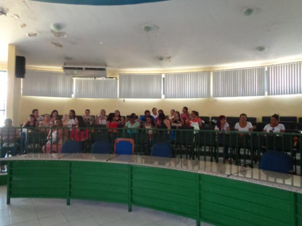 Profissionais de sa&uacute;de de Floriano discutem reajuste salarial.(Imagem:FlorianoNews)