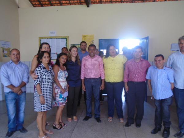 Secret&aacute;ria de Educa&ccedil;&atilde;o visita escolas e abre novas turmas do Pronatec em Floriano.(Imagem:FlorianoNews)