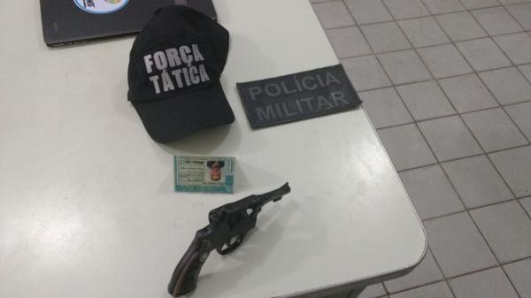 Arma achada com o suspeito(Imagem:Divulga&ccedil;&atilde;o/PM)