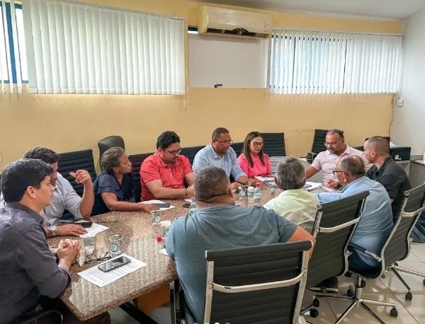 Câmara Municipal de Floriano debate organização dos trabalhos legislativos para o ano de 2024