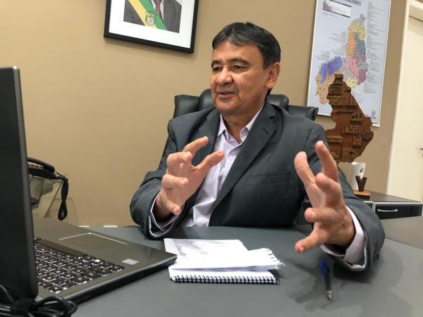 Equilíbrio fiscal: W.Dias reduz seu salário e de secretários em 15%