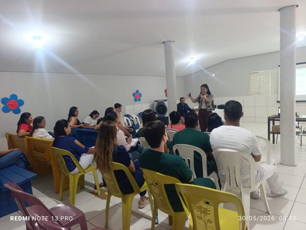 APAE de Floriano promove capacitação sobre doenças raras para profissionais da saúde da região