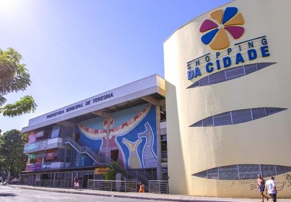 Piauí Fomento e Shopping da Cidade firmam parceria para concessão de crédito aos permissionários