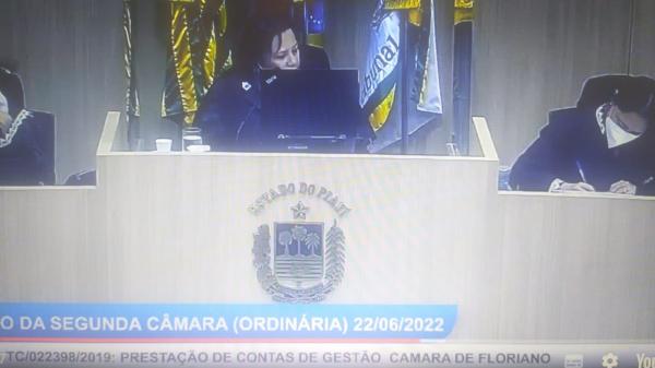 Câmara Municipal de Floriano tem contas aprovadas durante a gestão do ex-vereador, Maurício Bezerra