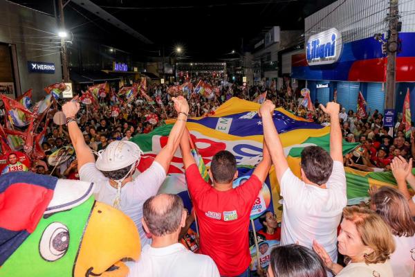 Rafael prestigia lançamento das candidaturas de Dr. Francisco e Marcus Kalume(Imagem:Ascom)