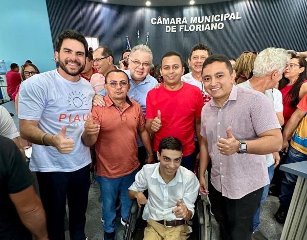 Deputado Dr. Francisco Costa destaca uni&atilde;o e fortalecimento do PT em encontro regional em Floriano(Imagem:Reprodu&ccedil;&atilde;o/Instagram)