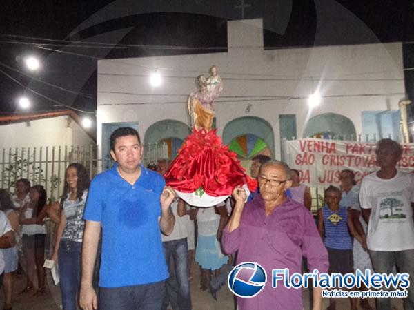 Prociss&atilde;o e missa marcaram encerramento dos festejos de S&atilde;o Crist&oacute;v&atilde;o em Floriano.(Imagem:FlorianoNews)