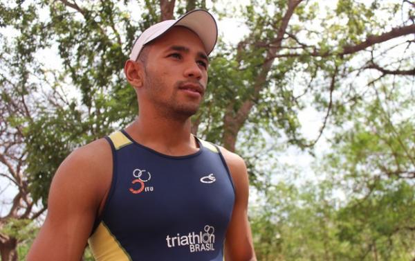 A desejo de Paulo  &eacute; voltar ao Piau&iacute; com medalha do Mundial.(Imagem:N&aacute;yra Mac&ecirc;do/GLOBOESPORTE.COM)