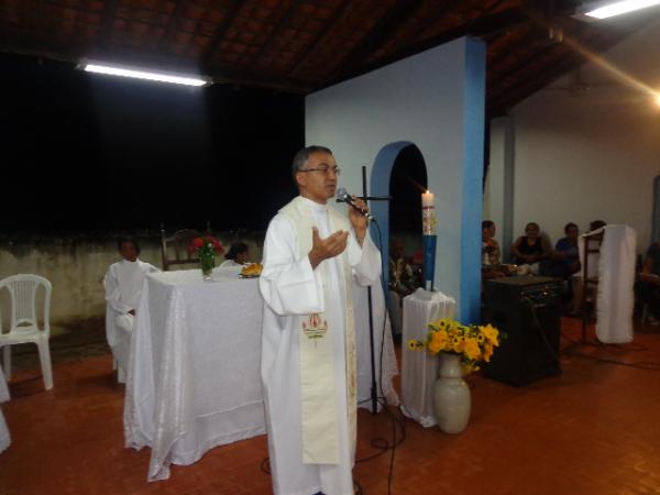 Missa de P&aacute;scoa encerrou Semana Santa com igrejas lotadas em Floriano e Bar&atilde;o de Graja&uacute;.(Imagem:FlorianoNews)