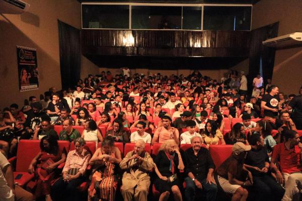  Entrega de trof&eacute;u encerra 12&ordm; Festival Nacional de Teatro do Piau&iacute;(Imagem:Divulga&ccedil;&atilde;o/Grupo Escalet)