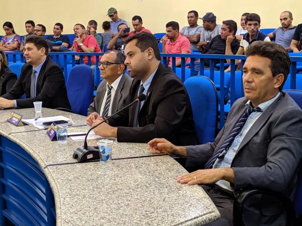 Vereadores de Floriano aprovam or&ccedil;amento municipal e dialogam com Sindicato dos Servidores P&uacute;blicos (Imagem:Divulga&ccedil;&atilde;o)