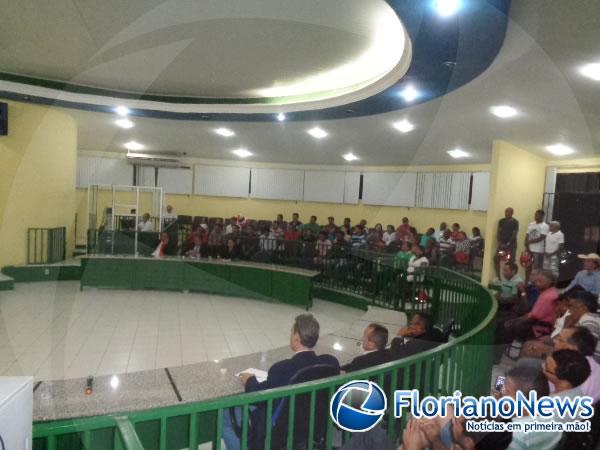 C&acirc;mara de Floriano realizou Sess&atilde;o Ordin&aacute;ria para Vota&ccedil;&atilde;o de Projetos e apresenta&ccedil;&atilde;o de Requerimentos.(Imagem:FlorianoNews)