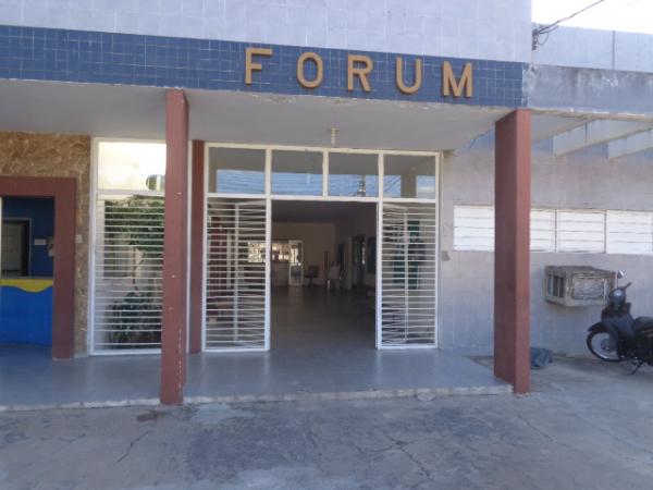 Mutirão tem objetivo de julgar 320 processos criminais em Floriano