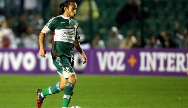 Valdivia em a&ccedil;&atilde;o pelo Palmeiras na partida contra o Figueirense.(Imagem:Ag&ecirc;ncia Estado)