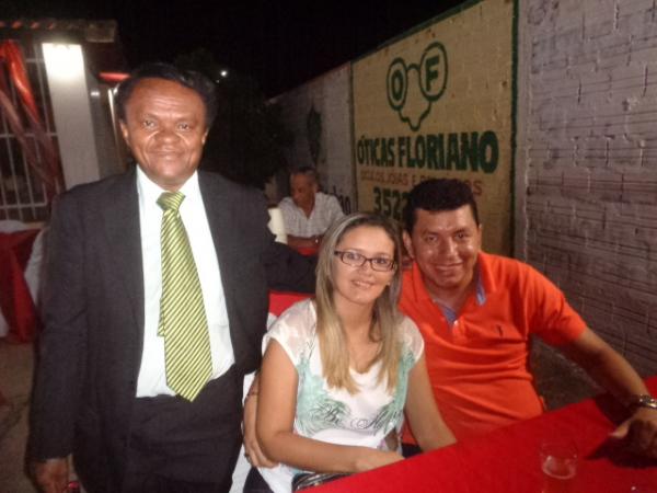 Cronista Hayalla comemora 9 anos de circula&ccedil;&atilde;o do Jornal Perfil.(Imagem:FlorianoNews)