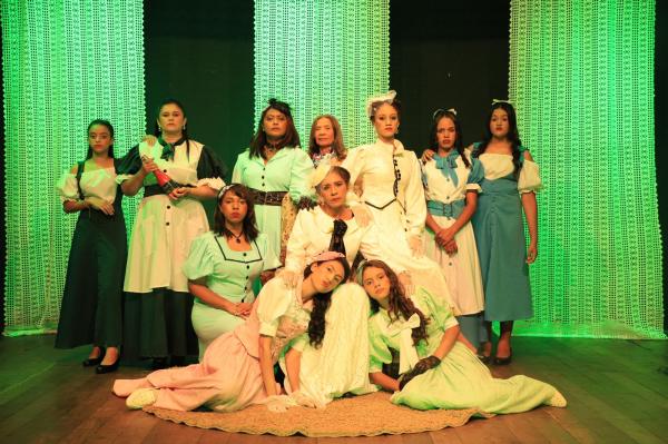 Grupo Escândalo Legalizado de Teatro completa 38 anos e estreia "Cobiça"