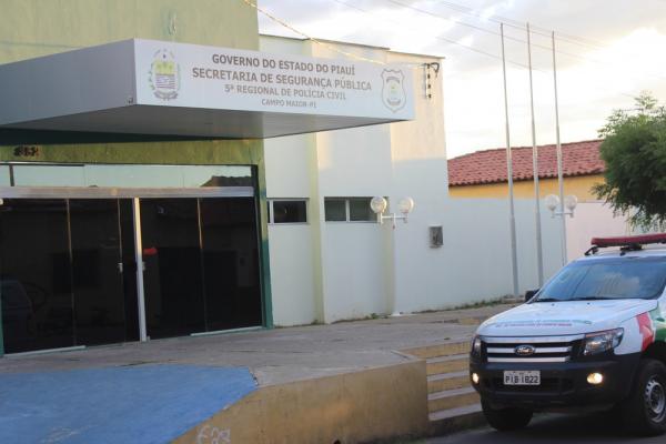 Vendedor ambulante é morto a tiros após sair de casa em Campo Maior